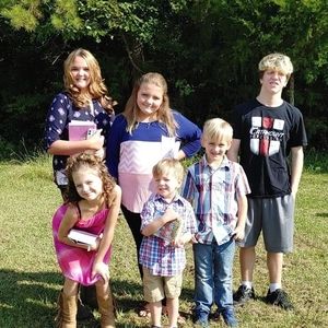 Meet your Posher, Desiree